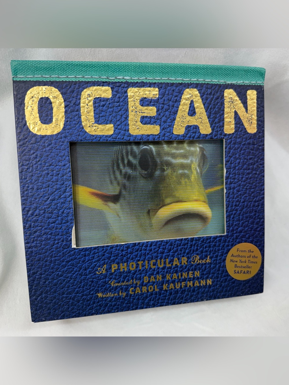 OCEAN photicluar book